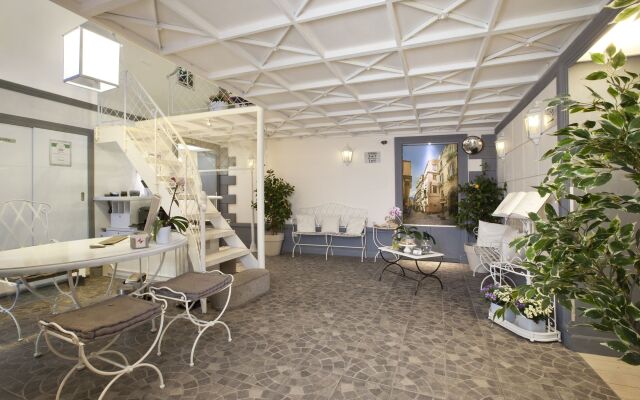La Piazzetta Guest House