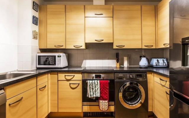 Cosy & Bright Flat for 5 in Greenwich