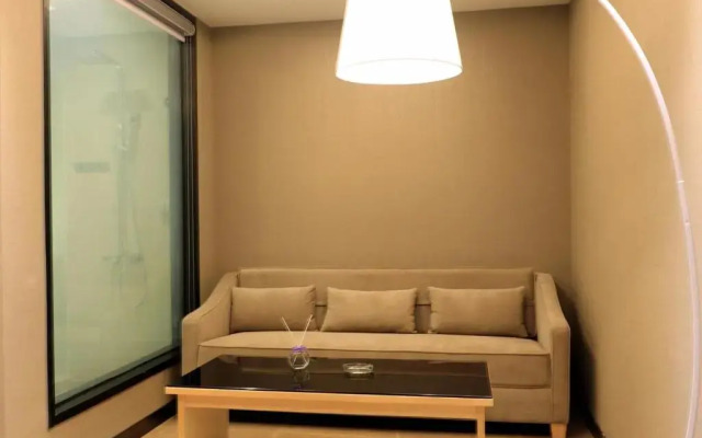 Lavande Hotel Zhuhai Aviation New Town airport