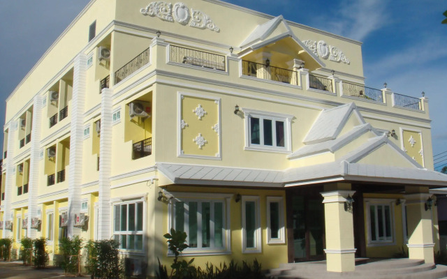 The target residence & resort
