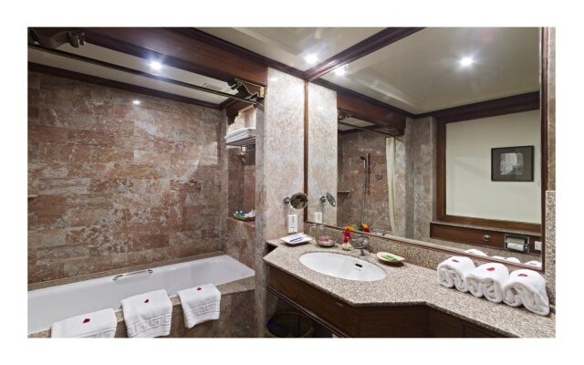 Bar Peepal Resort