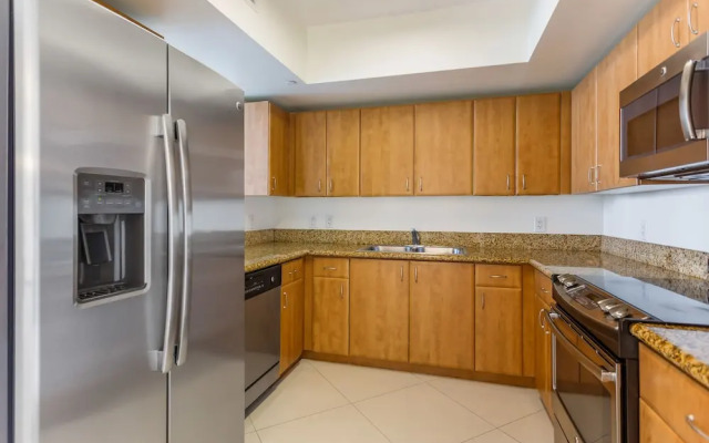 Lyx Suites at One Broadway