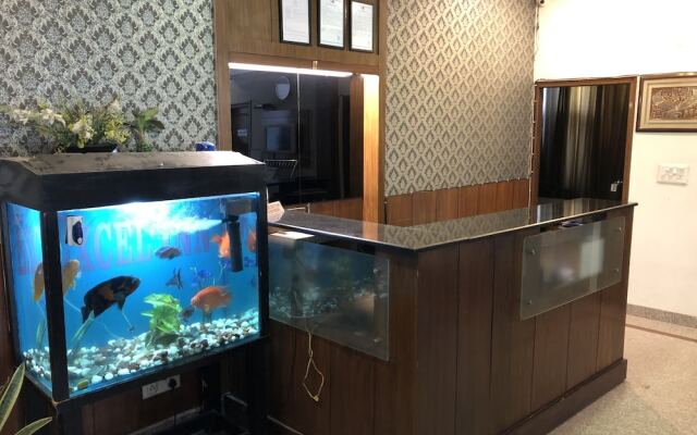 OYO Rooms Near Huda City Centre