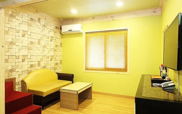 Suanbo Hot Spring Land