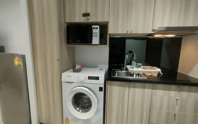 421c Studio Opened Space With Nice Breeze Private Wi Fi