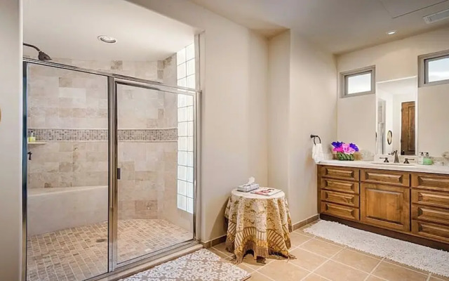 Condo Bella Sirena 805 C by Kivoya