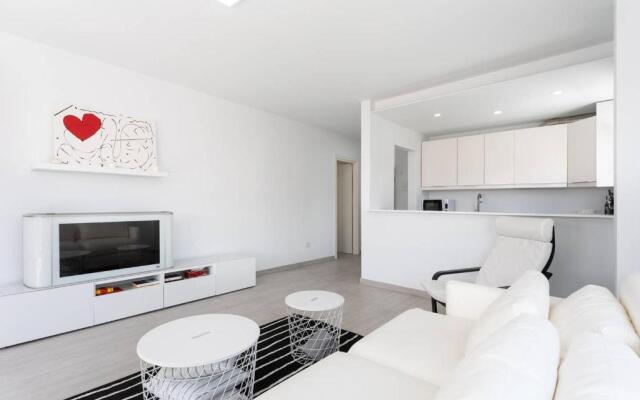 The White Heart House – Attic Sea View