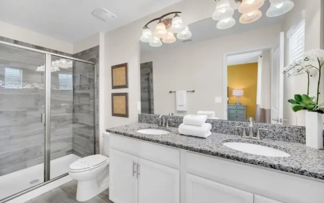 4710kings 6 Bedroom Villa by RedAwning