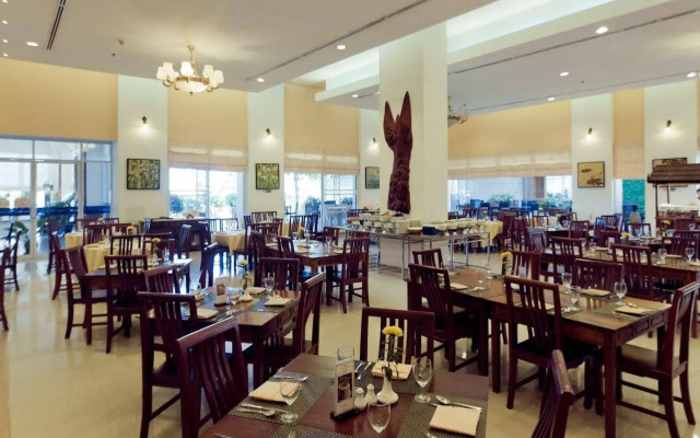 Champasak Grand Hotel