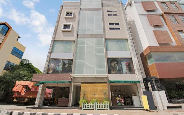 OYO 60746 Kings Suites