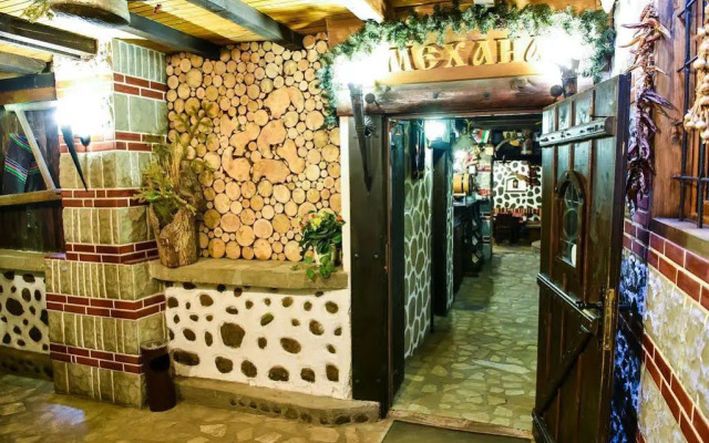 Hotel Matsurev Han
