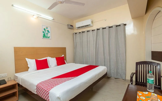 PVS Lodge By OYO Rooms