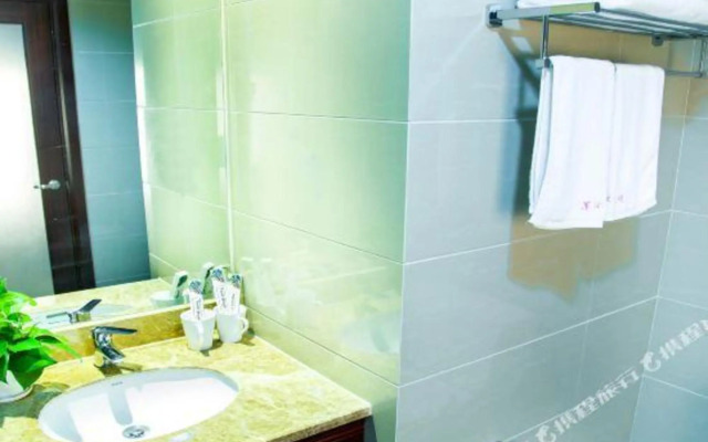 Lianyang Grand View Seaview Hotel