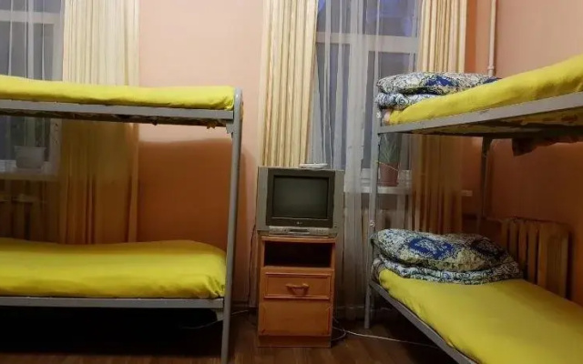 Хостел Антре возле Исакиевского Собора — фото