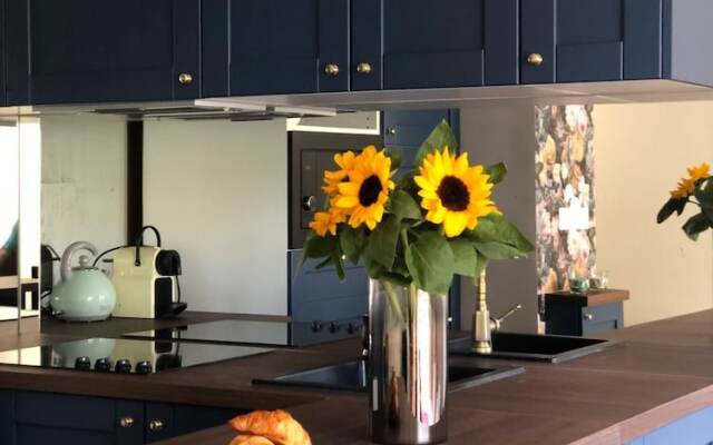 Palais des Fleurs avec Balcon cosy