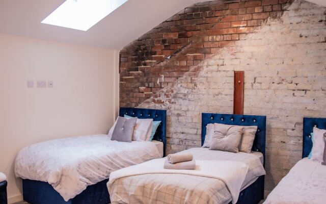 BV Conditioning House Royal Comfy Suite Bradford