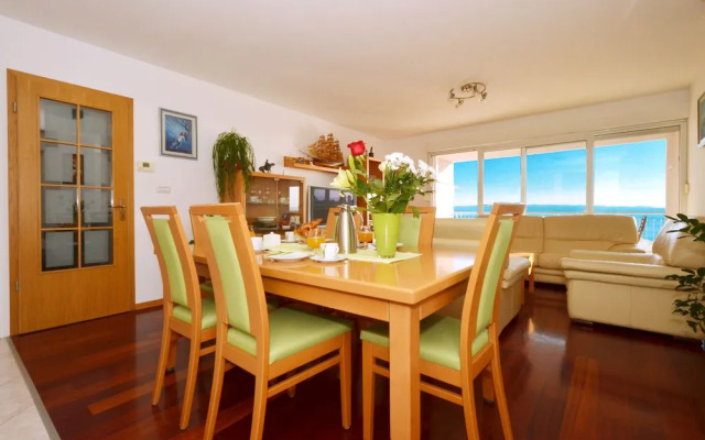 Lilly - spacious 3 bedroom apartment