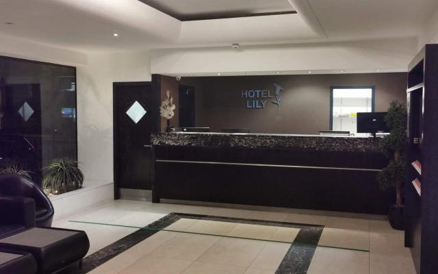 Hotel Lily