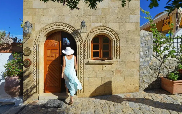 Melenos Art Boutique Hotel