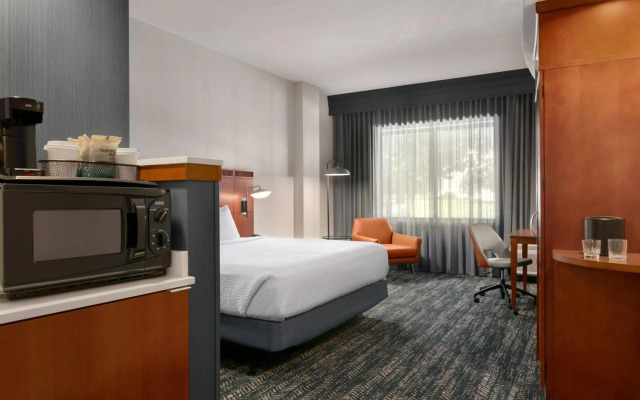 Courtyard by Marriott Lancaster