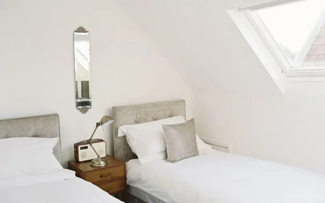 Chelsea House