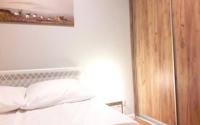Modern & quiet in Royal Wilanów with Netflix