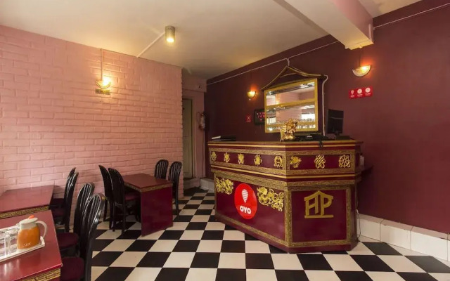 OYO 12192 Hotel Polok