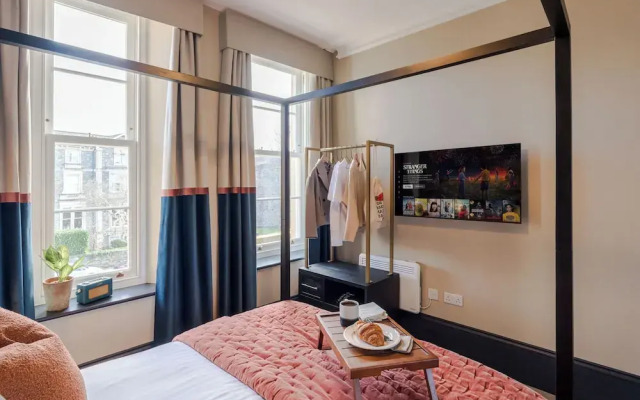 Your Apartment - Pembroke House