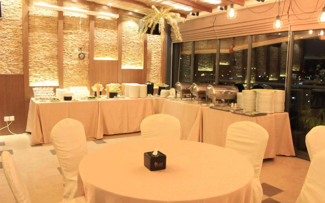 Eska Hotel