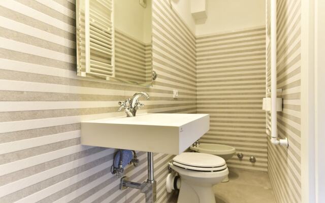 Pantheon View from Terrace Apartment