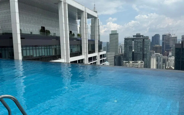 E Social Suites at Platinum KLCC