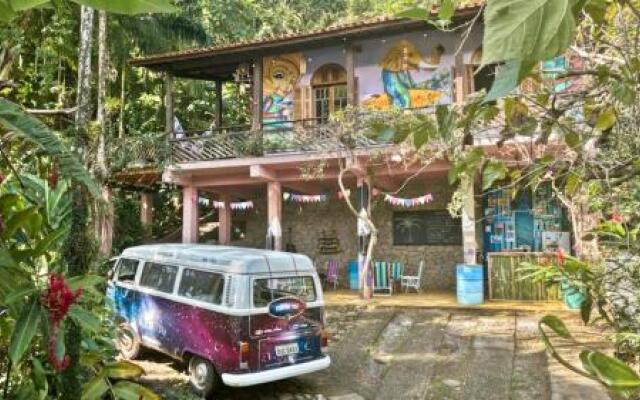 Surftopia Surf House