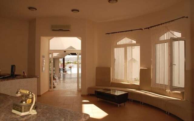 Tenda Hotel