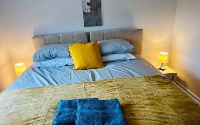 Chic Newly Built Apartment - Nottingham