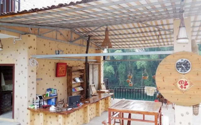 Yangshuo West Street Taste -Impress Holiday Hotel