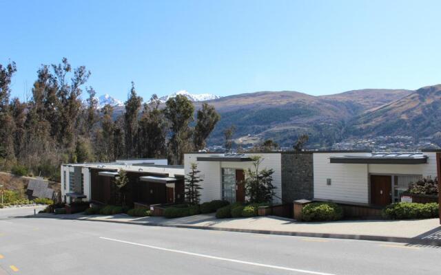 Queenstown Village Apartments