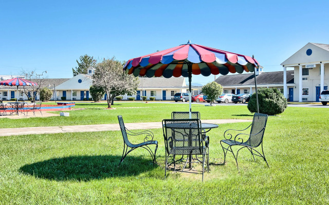 Motel 6 Harrisonburg, VA - South