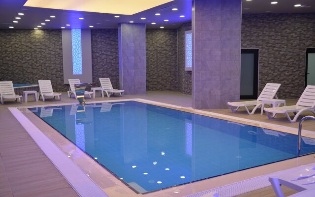 Winter City Hotel