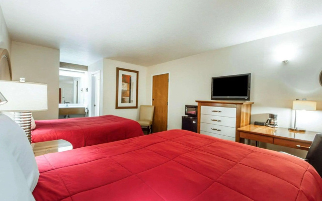 Rodeway Inn Humboldt Bay - Redwood Area
