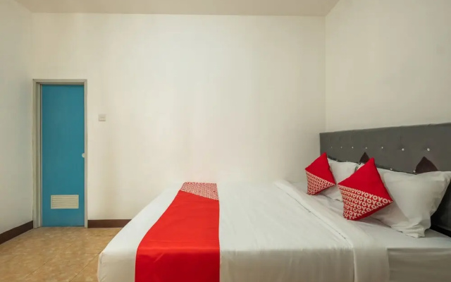 Anyelir Residence by OYO Rooms