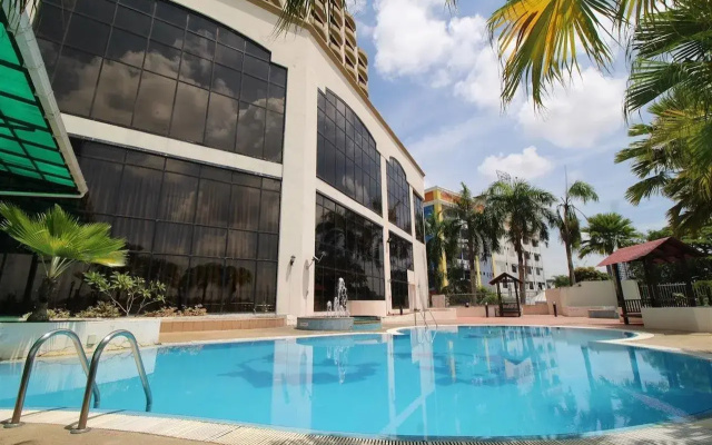 Grand Riverview Hotel