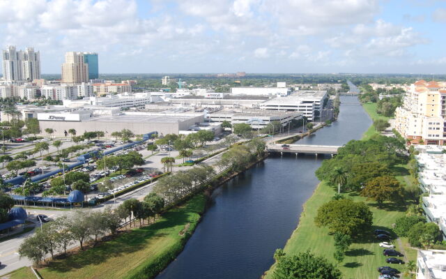 Towers of Dadeland by Miami Vacations