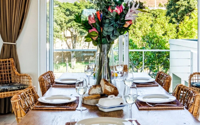 Escape to Exquisite Ellesmere 401