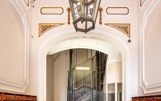 Ronda Sant Pere Private City Center 3Bedroom Suite B