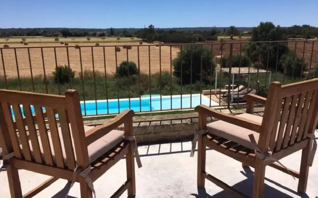 Residence by G Sa Curia Fosca