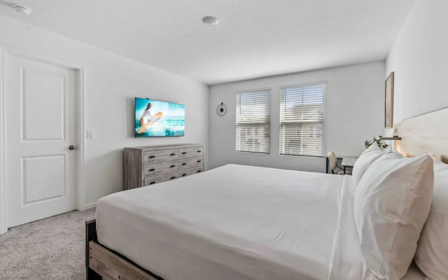 1080 Plantation Lane