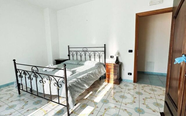 Apartment With Panoramic Terrace on Amalfi Coast