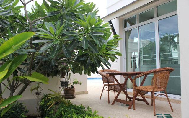 Talay Tara Resort