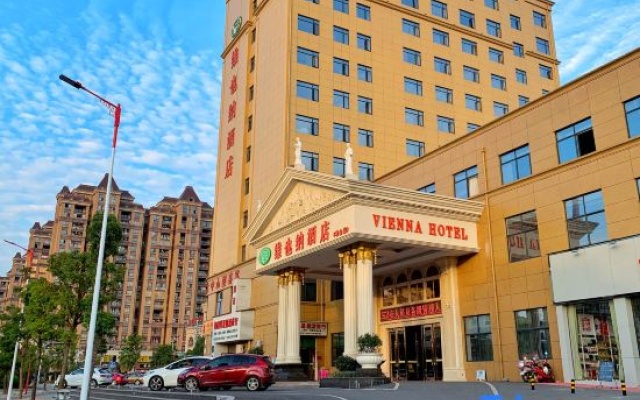 Vienna Hotel (Luzhou Ruijin Jindu Avenue) – Exterior – Ganzhou