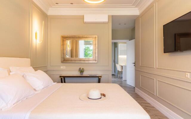 Ormos Luxury Suites Elia